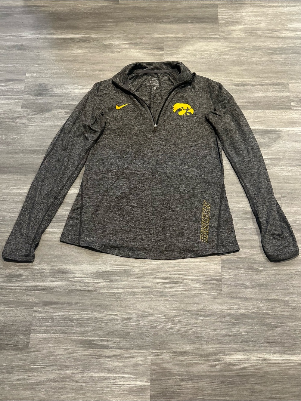 Nike Iowa Hawkeyes Women’s Gray Quarter Zip Large